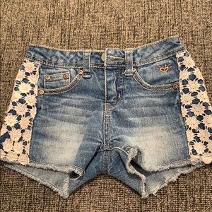Justice Denim Lace Jean Shorts 🌺WE TAKE OFFERS🌺